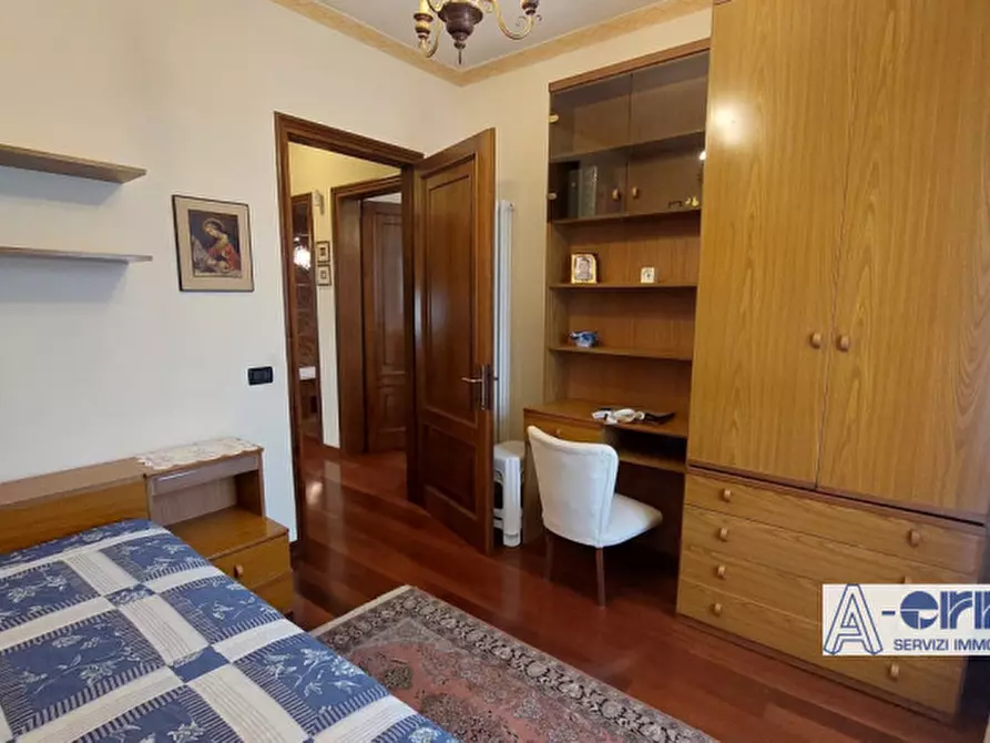 Immagine 10 di Casa indipendente in vendita  in via  due giugno a Romano D'ezzelino