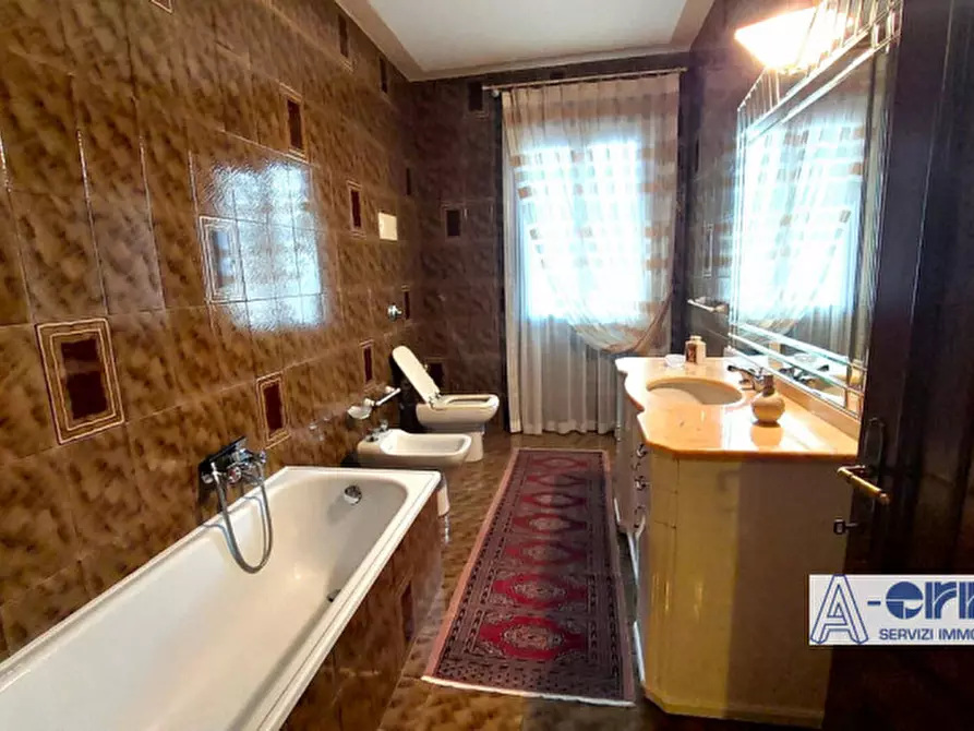 Immagine 13 di Casa indipendente in vendita  in via  due giugno a Romano D'ezzelino