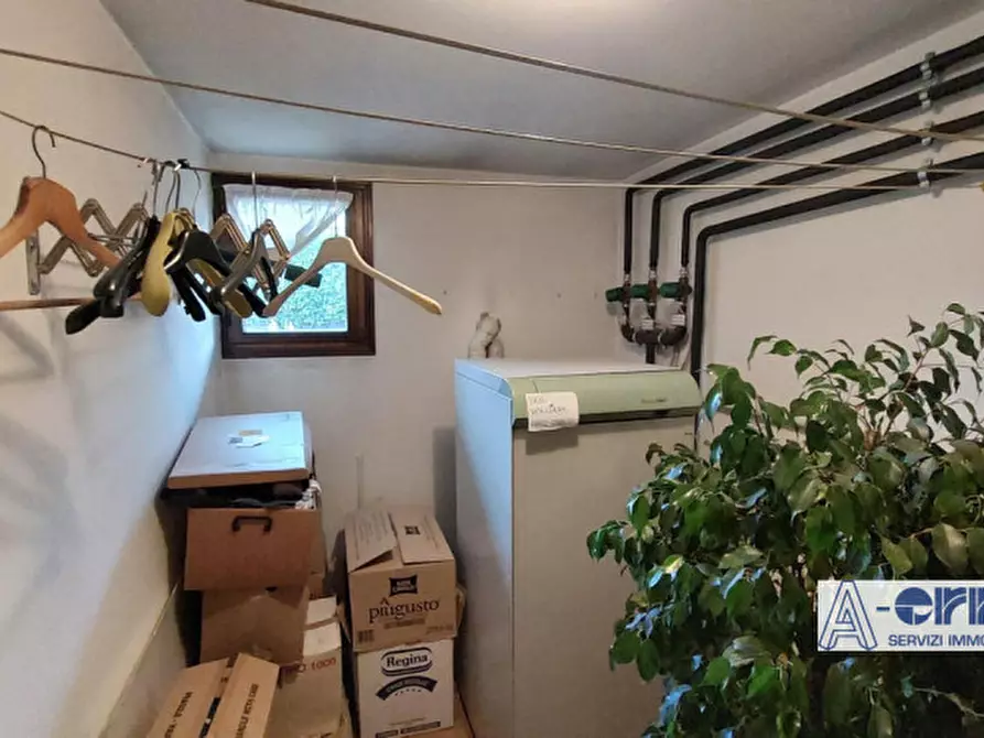 Immagine 21 di Casa indipendente in vendita  in via  due giugno a Romano D'ezzelino