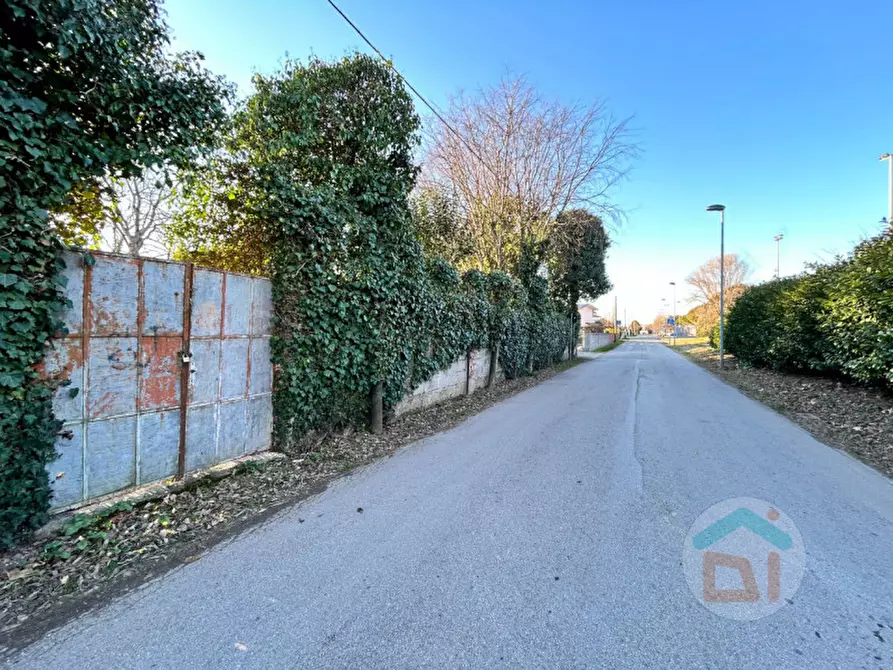 Immagine 14 di Terreno in vendita  in via dei campi a Gradisca D'isonzo