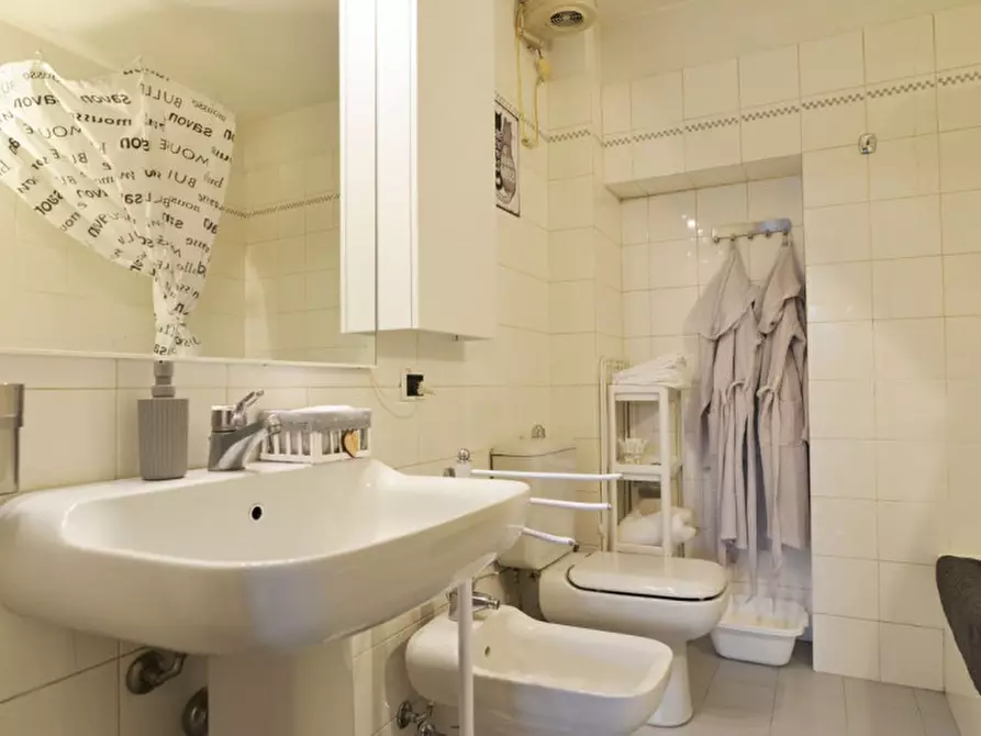 Immagine 13 di Appartamento in affitto  in Strada della Repubblica, 94 a Parma