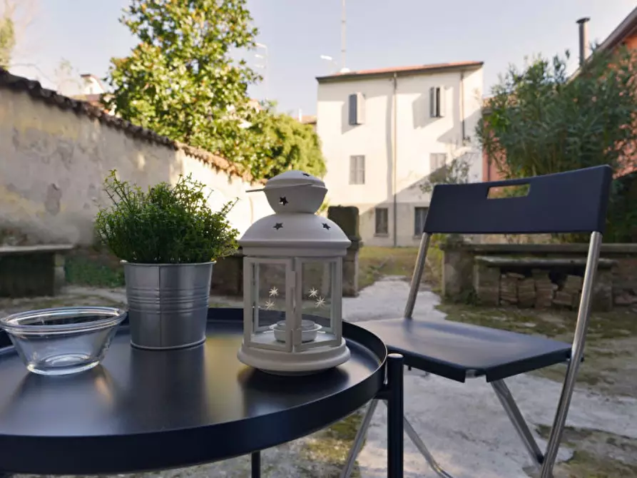 Immagine 1 di Appartamento in affitto  in Strada della Repubblica, 94 a Parma