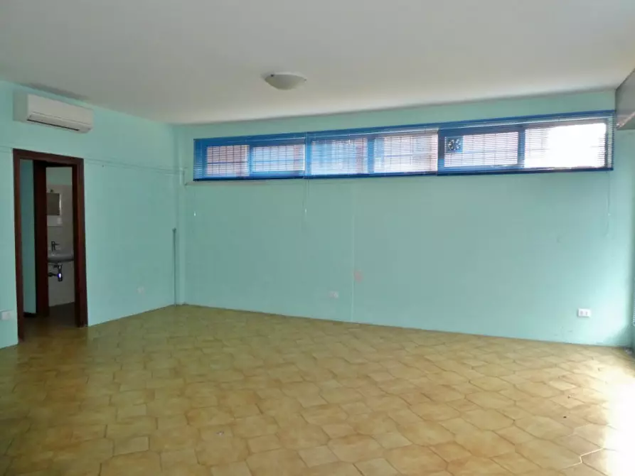 Immagine 5 di Ufficio in vendita  in via faccio a Vicenza