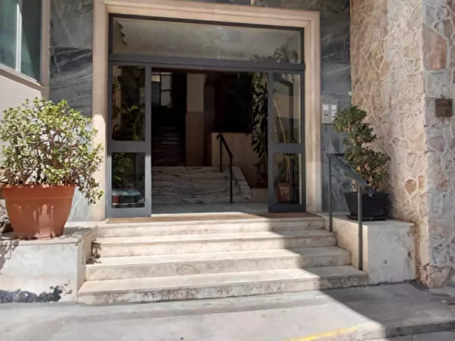 Immagine 19 di Camera in affitto  in Parco comola ricci 36 a Napoli