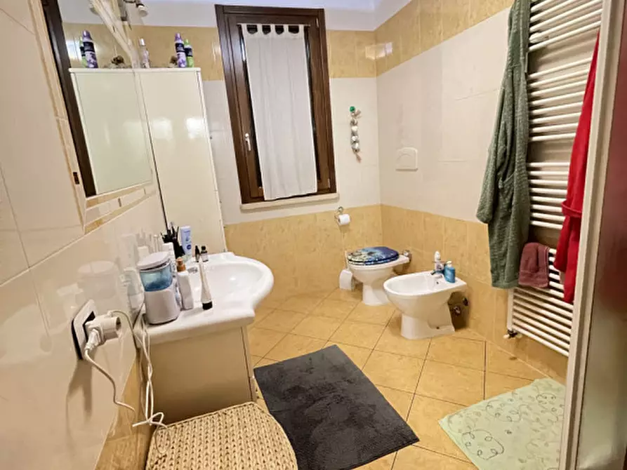 Immagine 12 di Casa bifamiliare in vendita  a Suzzara