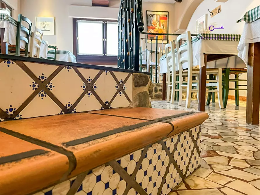 Immagine 7 di Attività commerciale in vendita  a Padova