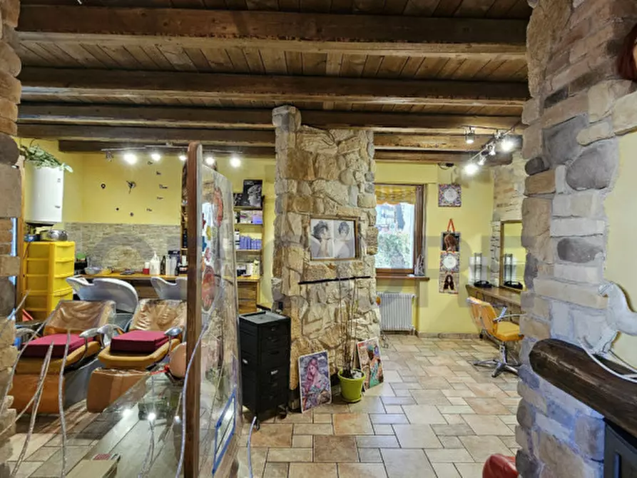 Immagine 5 di Appartamento in vendita  in viale friuli 70 a Cormons