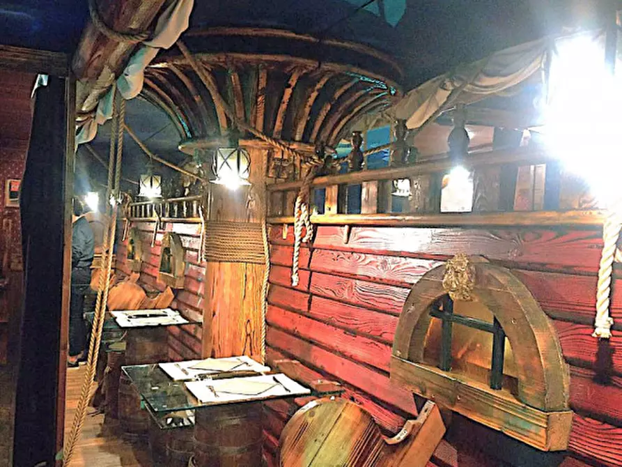 Immagine 1 di Attività commerciale in vendita  a Abano Terme