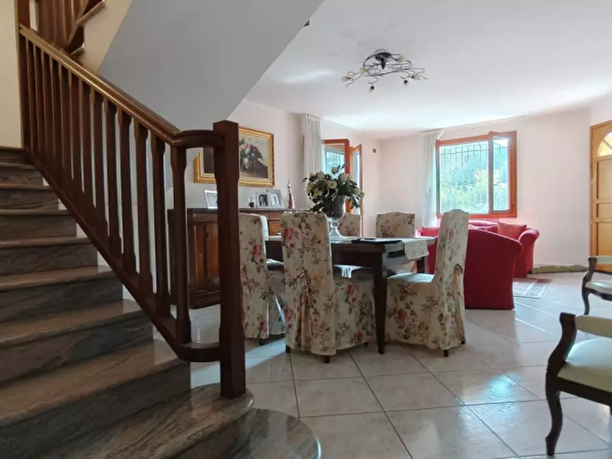 Immagine 4 di Casa bifamiliare in vendita  in ANTONIO DE CURTIS a Campagnola Emilia