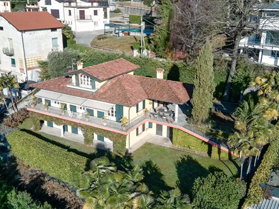 Immagine 1 di Villa in vendita  in Via del Buon Rimedio 17 a Verbania