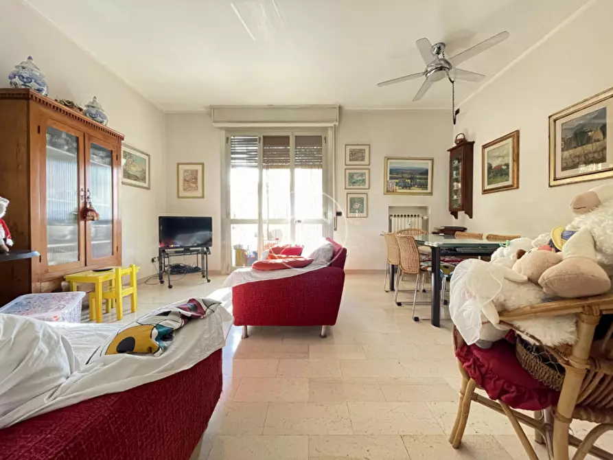 Immagine 1 di Appartamento in vendita  in via benedetto croce 93 a Pistoia