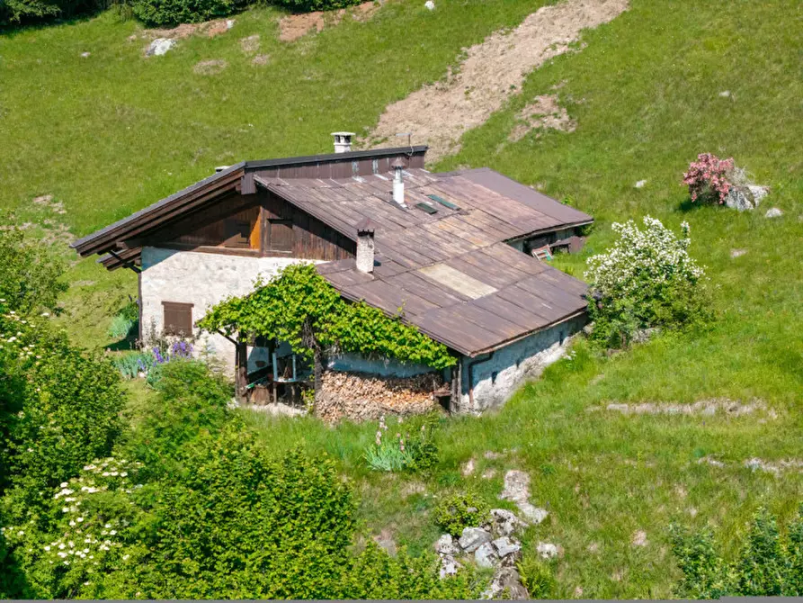 Immagine 1 di Rustico / casale in vendita  in Loc. Peschera snc a Valdaone