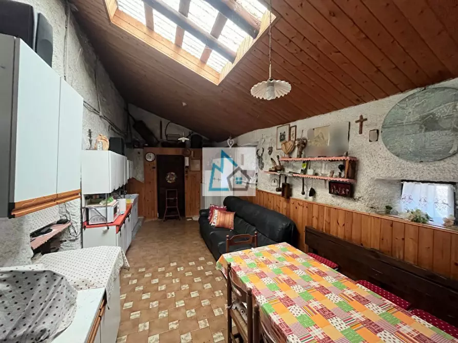 Immagine 8 di Rustico / casale in vendita  in Loc. Peschera snc a Valdaone