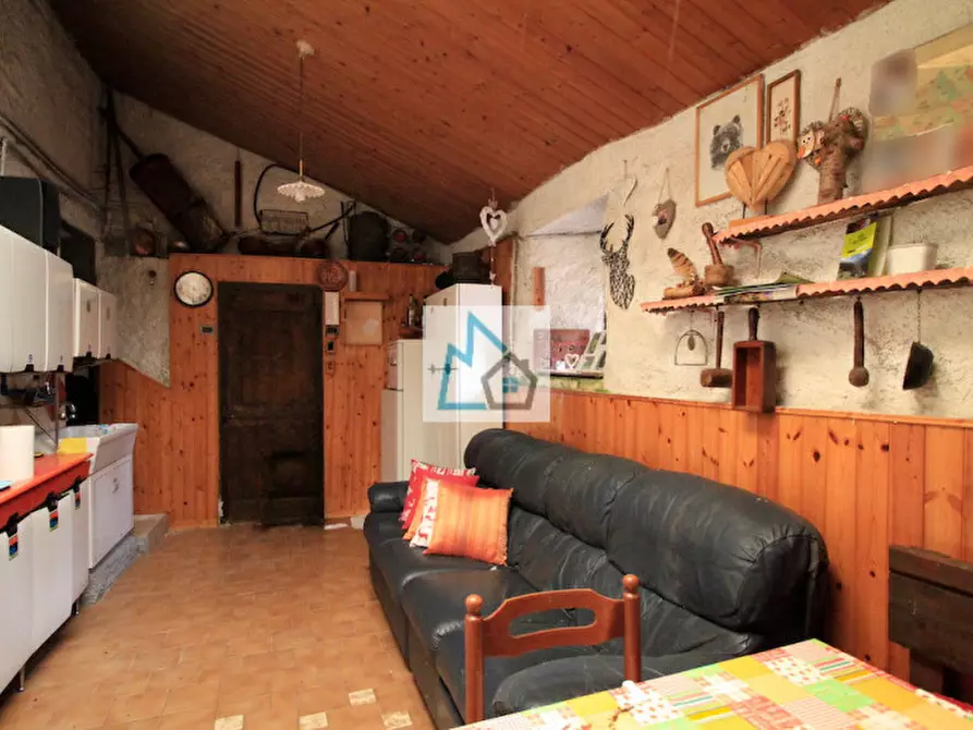 Immagine 9 di Rustico / casale in vendita  in Loc. Peschera snc a Valdaone