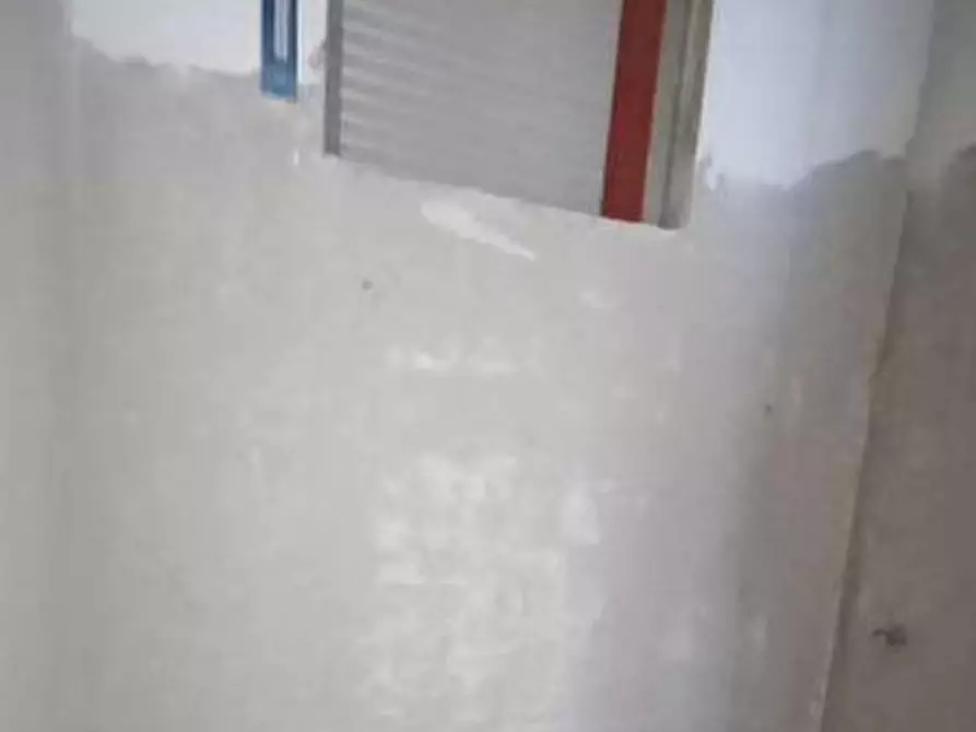 Immagine 8 di Palazzo in vendita  in VIA G. MARCONI a Porto Viro