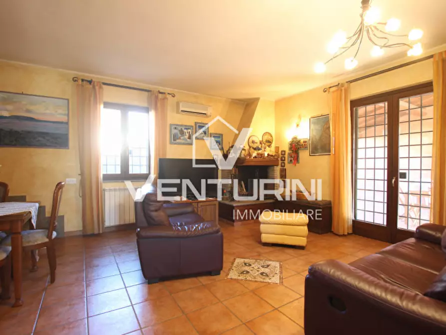 Immagine 3 di Villa in vendita  in Via Sacrofano Prima Porta a Roma