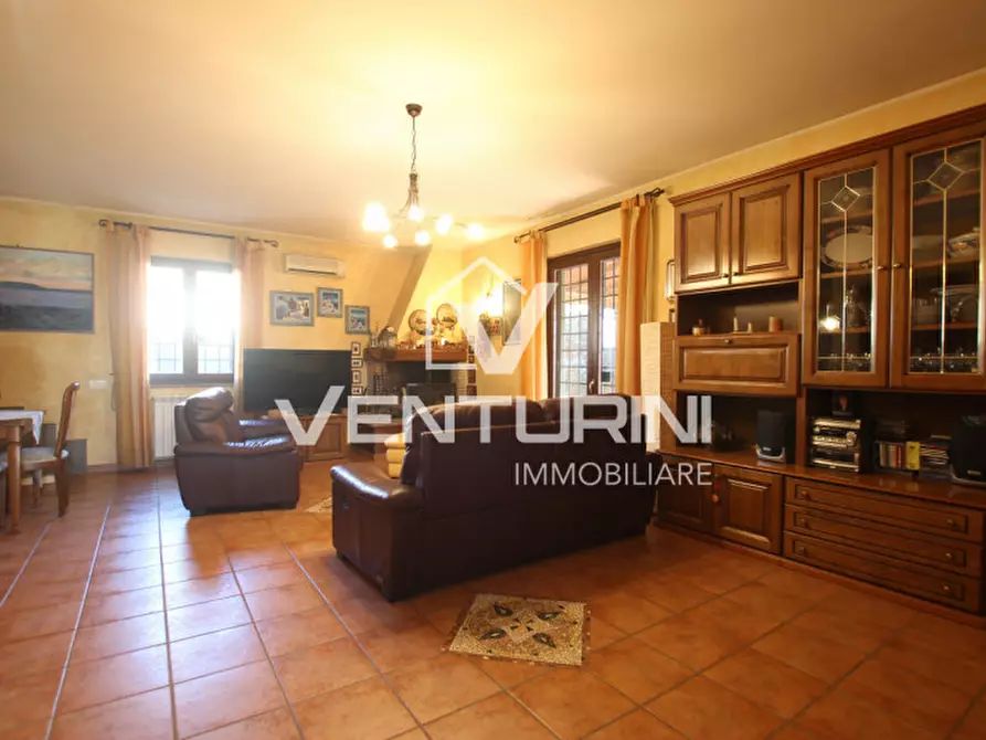 Immagine 4 di Villa in vendita  in Via Sacrofano Prima Porta a Roma