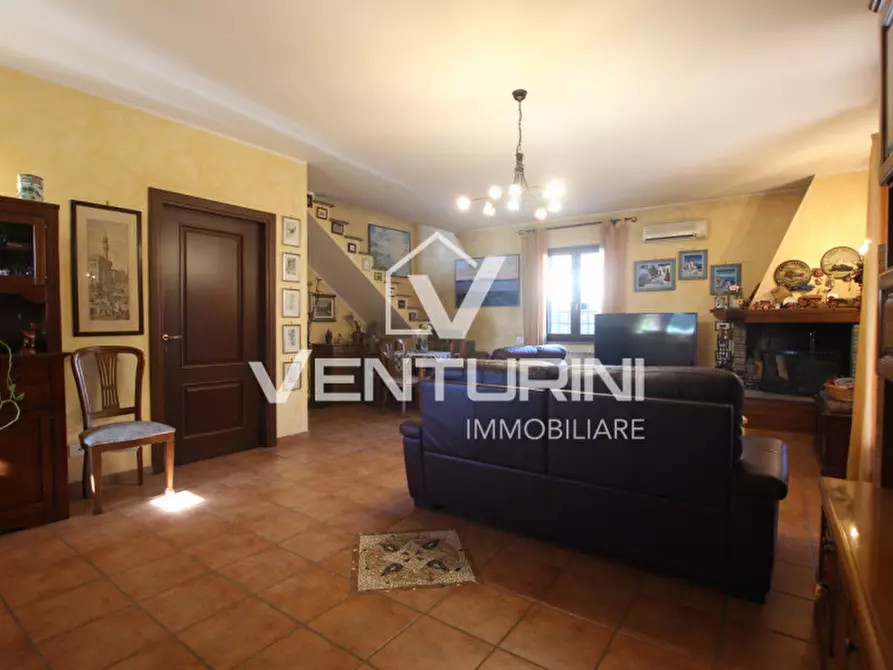 Immagine 6 di Villa in vendita  in Via Sacrofano Prima Porta a Roma