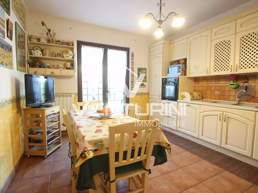 Immagine 9 di Villa in vendita  in Via Sacrofano Prima Porta a Roma