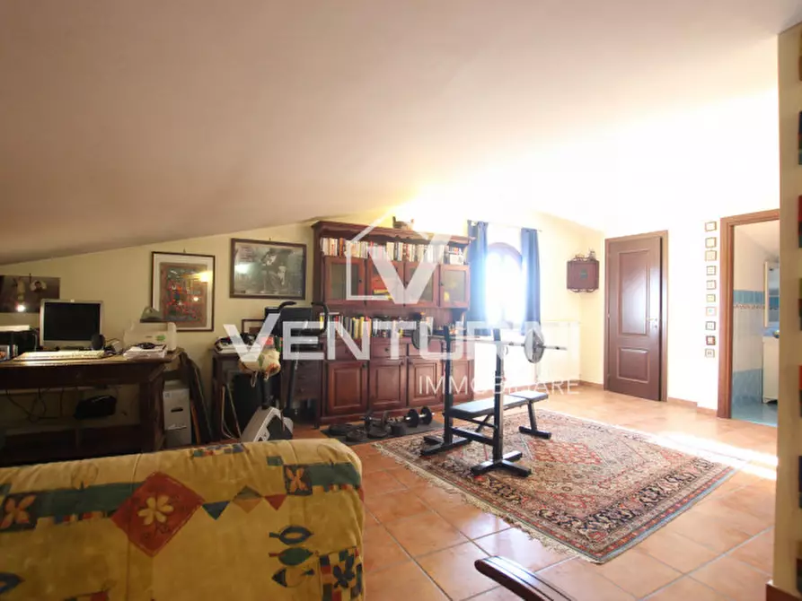 Immagine 15 di Villa in vendita  in Via Sacrofano Prima Porta a Roma