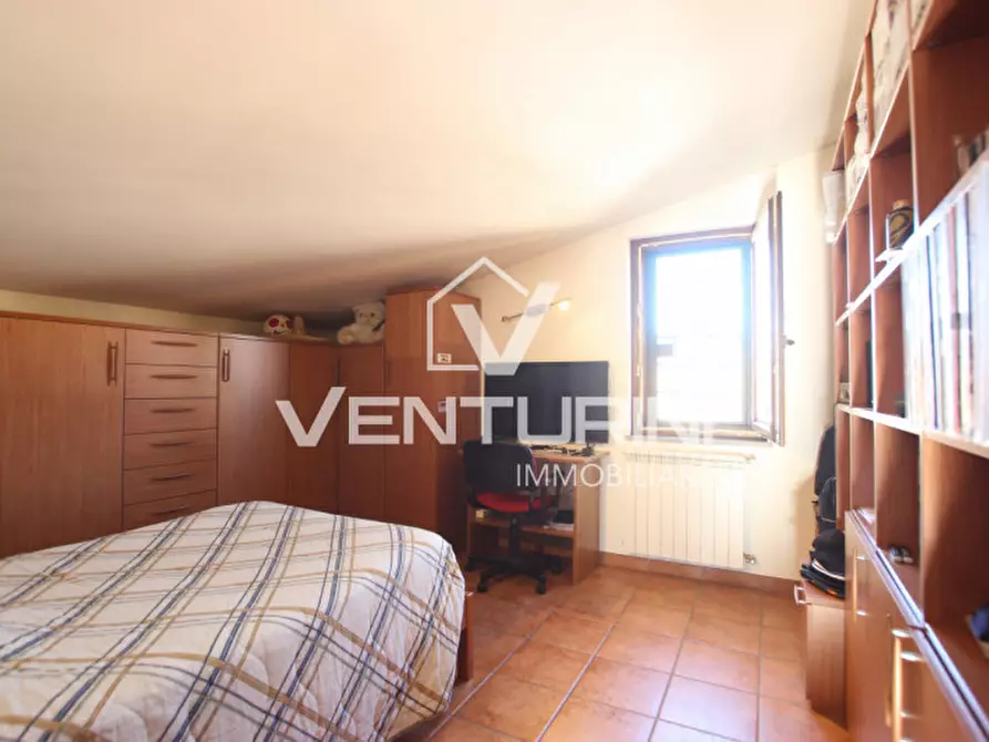 Immagine 17 di Villa in vendita  in Via Sacrofano Prima Porta a Roma