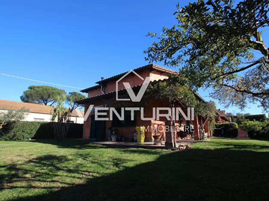 Immagine 21 di Villa in vendita  in Via Sacrofano Prima Porta a Roma
