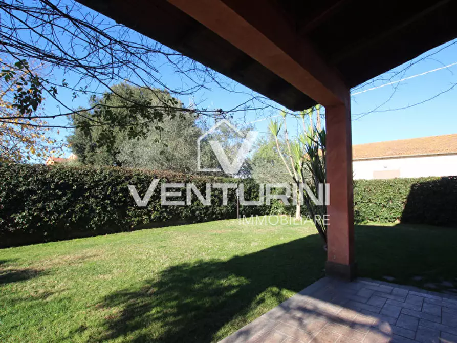 Immagine 23 di Villa in vendita  in Via Sacrofano Prima Porta a Roma