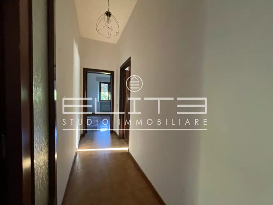 Immagine 8 di Villa in vendita  in CANDIA a Ancona