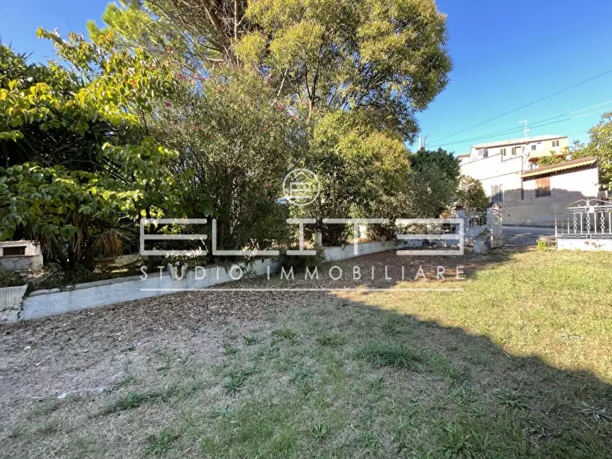 Immagine 23 di Villa in vendita  in CANDIA a Ancona