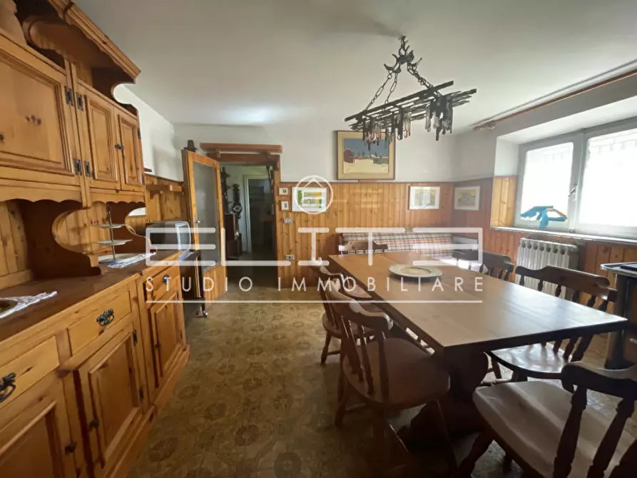 Immagine 35 di Villa in vendita  in CANDIA a Ancona