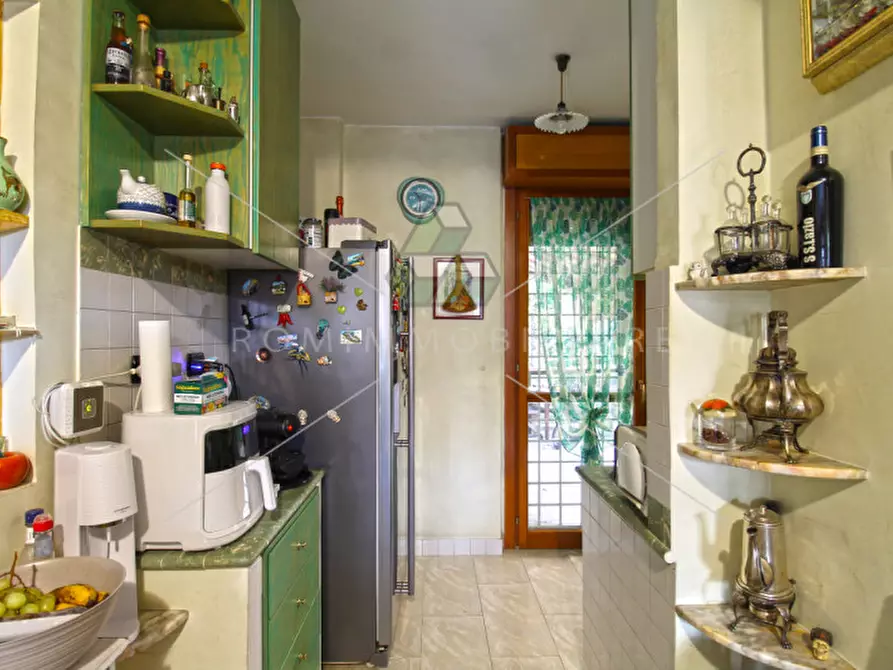 Immagine 6 di Appartamento in vendita  in Via Louis da Guerre- Via Della Fotografia a Roma