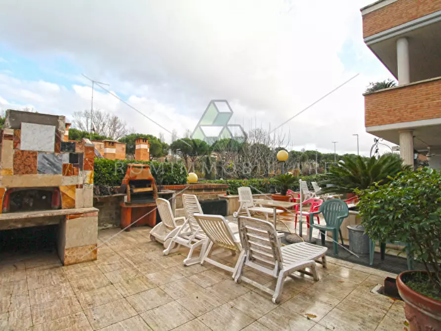 Immagine 23 di Appartamento in vendita  in Via Louis da Guerre- Via Della Fotografia a Roma