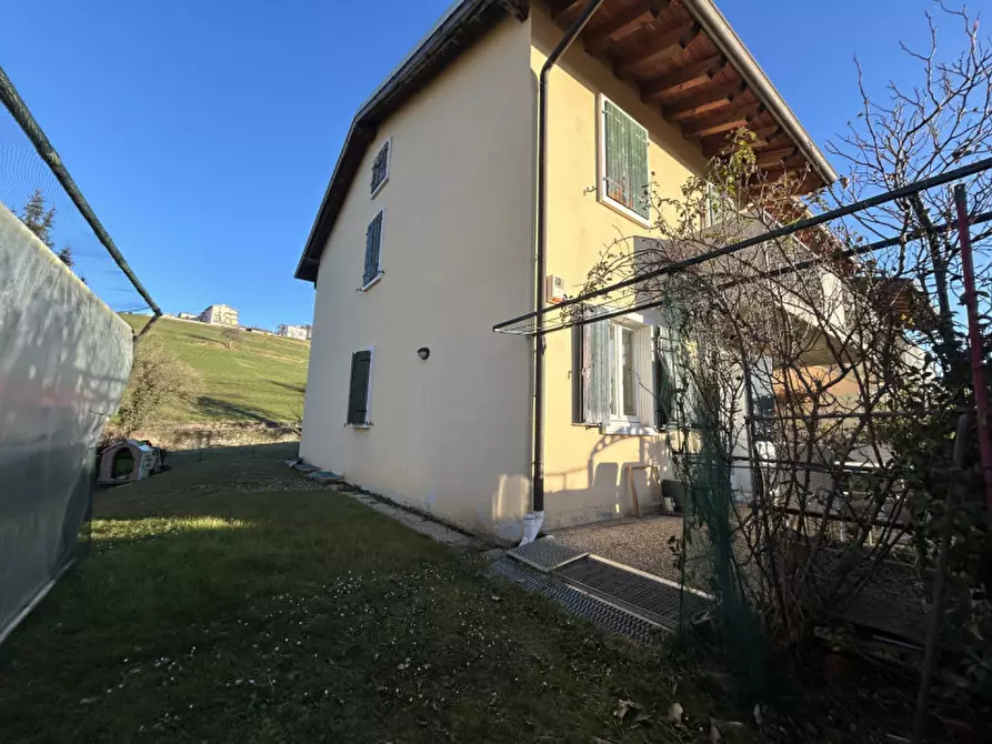 Immagine 2 di Appartamento in vendita  in via ponte a Bosco Chiesanuova