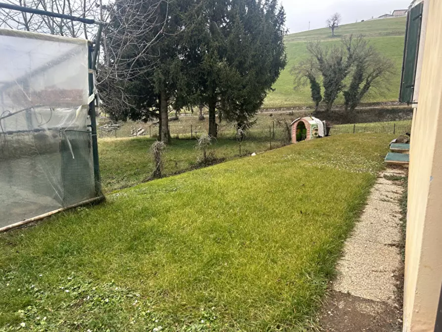 Immagine 3 di Appartamento in vendita  in via ponte a Bosco Chiesanuova