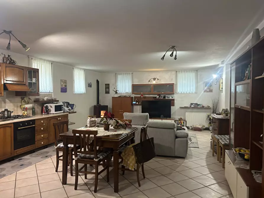 Immagine 7 di Appartamento in vendita  in via ponte a Bosco Chiesanuova