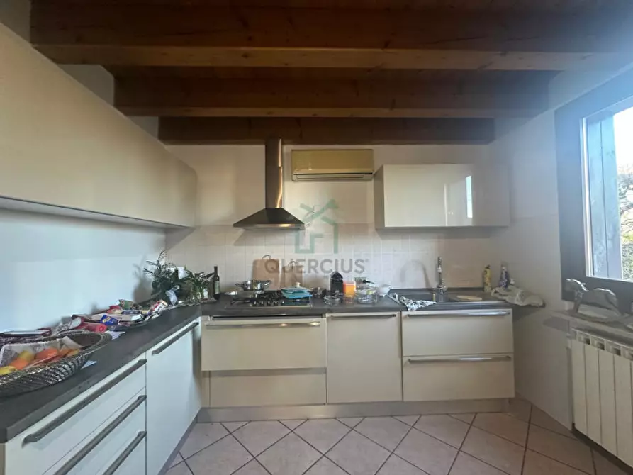 Immagine 3 di Appartamento in vendita  in via vittorio veneto a Zevio