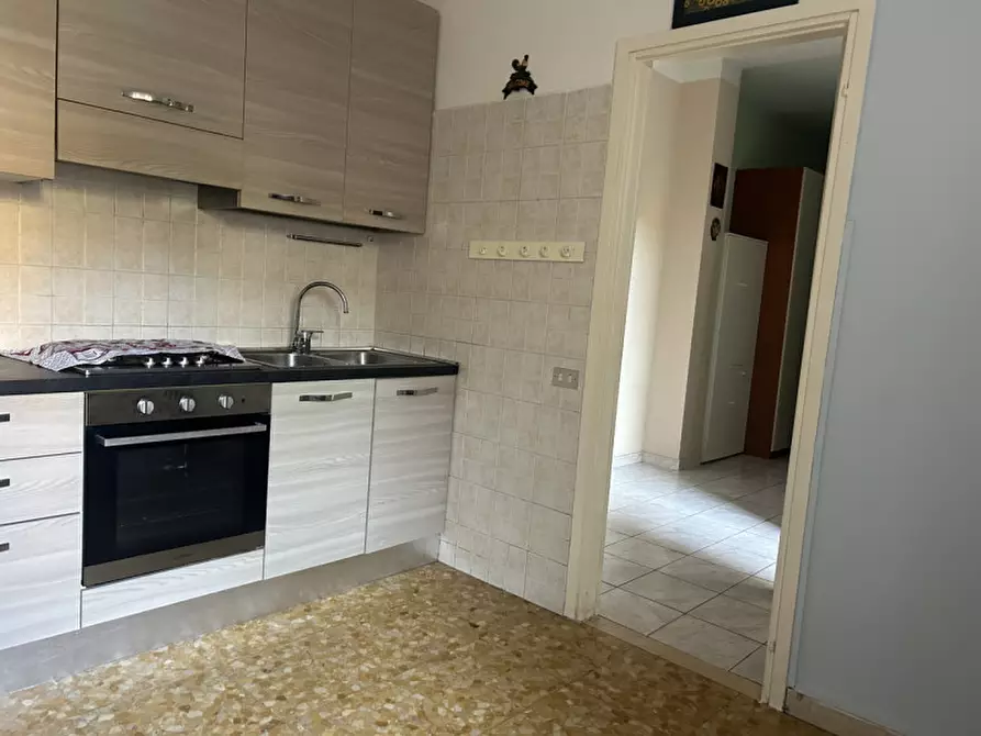 Immagine 3 di Appartamento in vendita  in via giuseppe manassero 10 a Verona