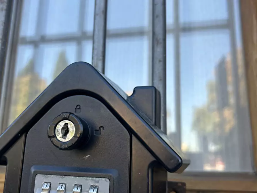 Immagine 4 di Appartamento in vendita  in via giuseppe manassero 10 a Verona