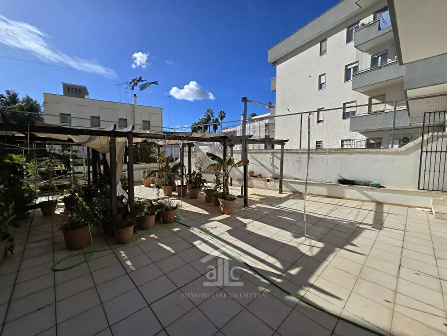 Immagine 19 di Appartamento in vendita  in Via Duca degli Abruzzi 57 a Lecce