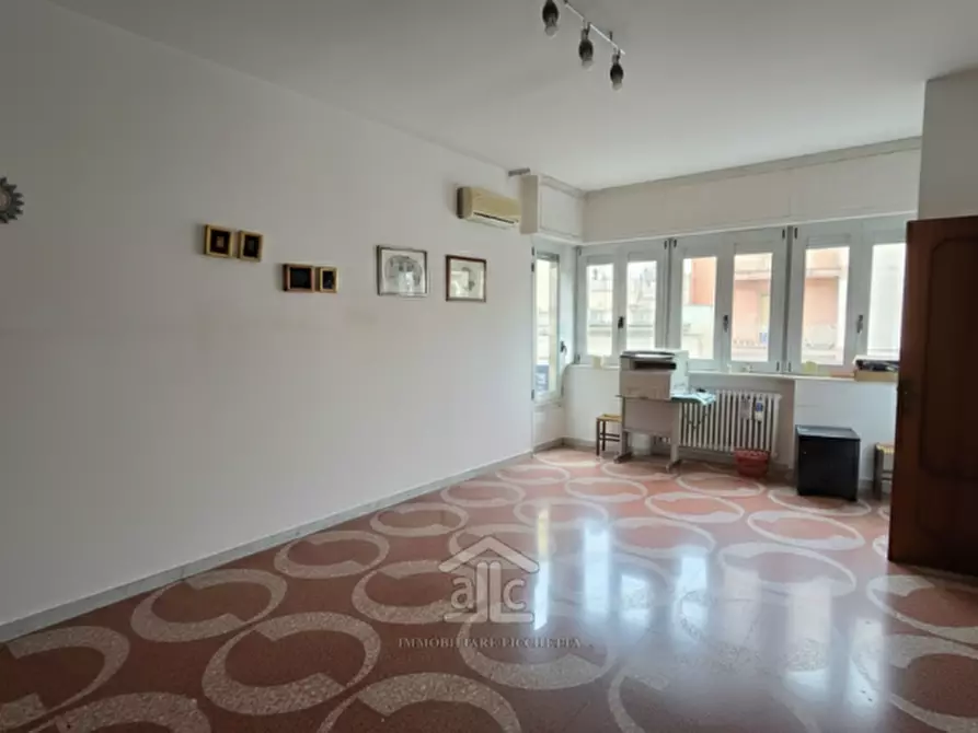Immagine 25 di Appartamento in vendita  in Via Duca degli Abruzzi 57 a Lecce