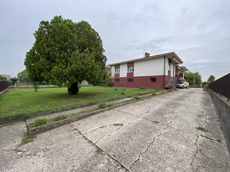 Casa bifamiliare in vendita in Via Gardellina a Caldogno