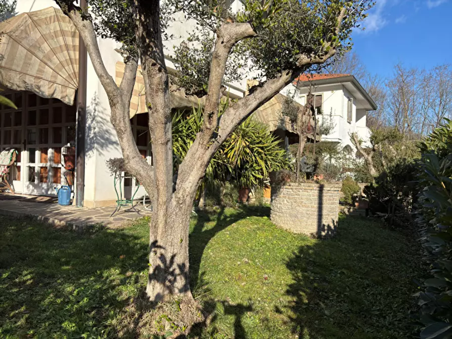 Immagine 27 di Casa bifamiliare in vendita  in via Mameli a Montegrotto Terme