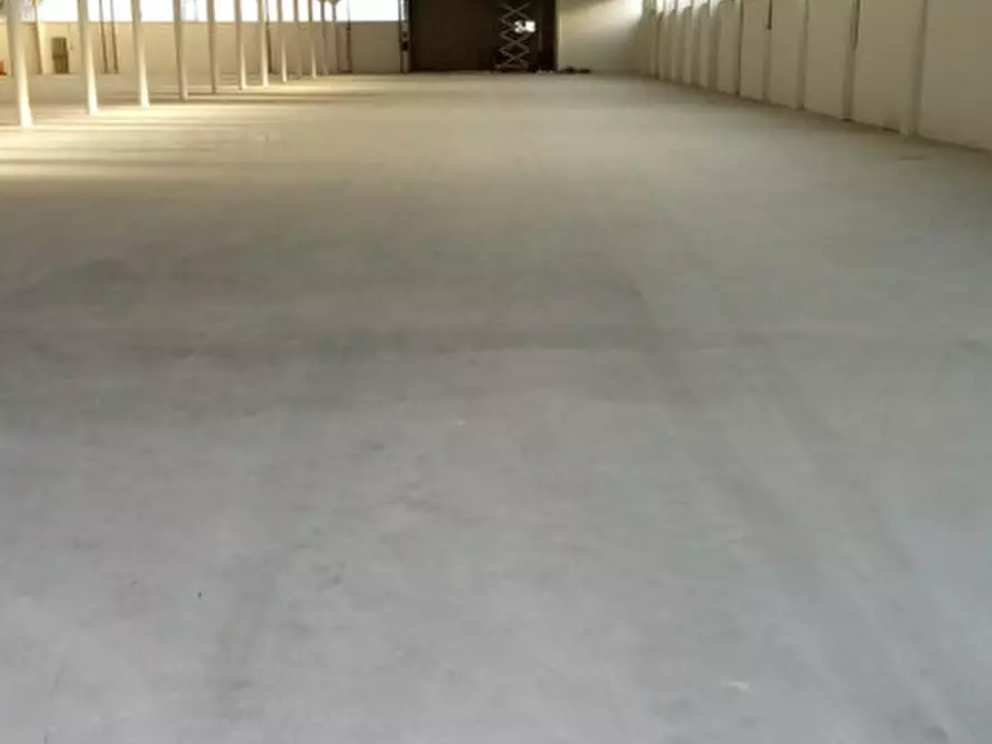 Immagine 18 di Capannone industriale in affitto  in Via Monte D'Oro a Pomezia