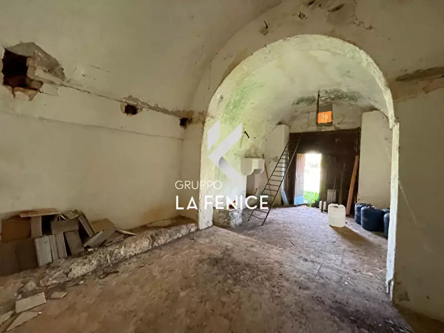 Immagine 18 di Rustico / casale in vendita  in Contrada Uacella a Locorotondo