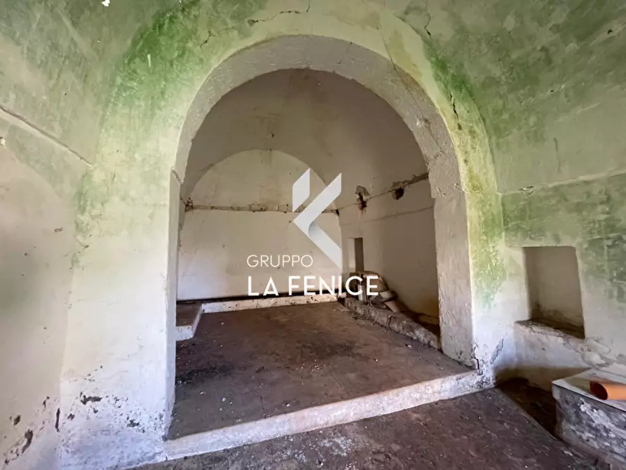 Immagine 21 di Rustico / casale in vendita  in Contrada Uacella a Locorotondo