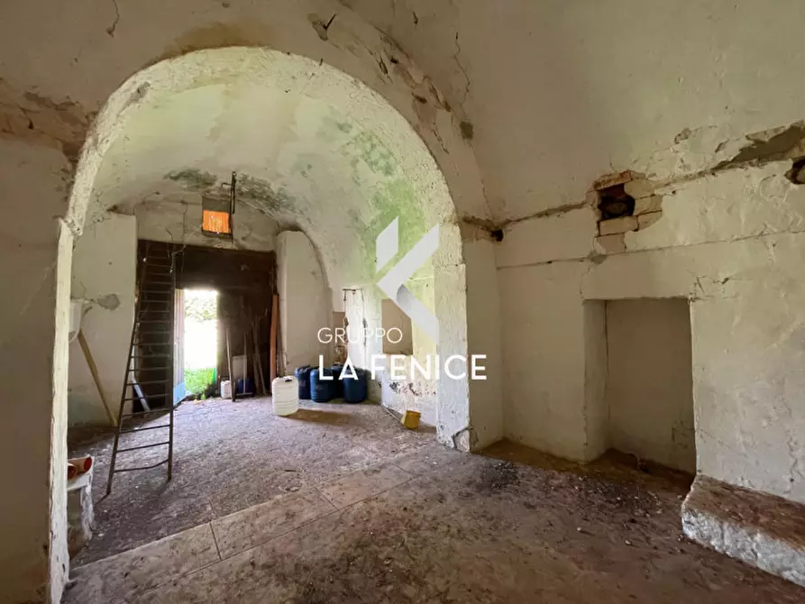 Immagine 23 di Rustico / casale in vendita  in Contrada Uacella a Locorotondo