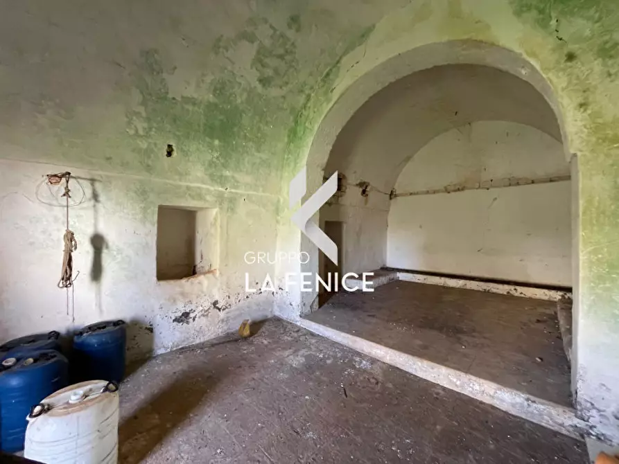 Immagine 24 di Rustico / casale in vendita  in Contrada Uacella a Locorotondo