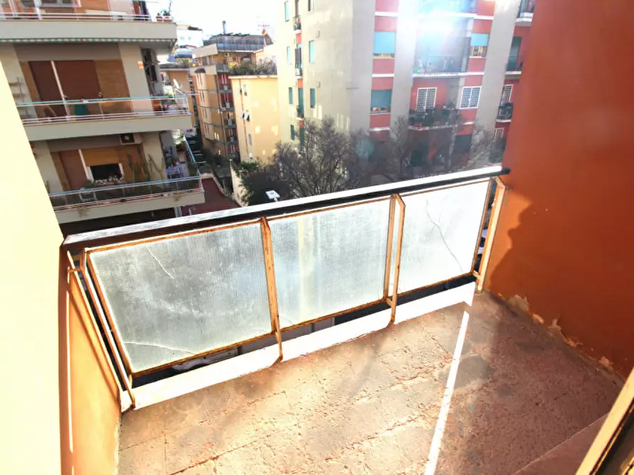 Immagine 18 di Appartamento in vendita  in Via Attilio Friggeri a Roma