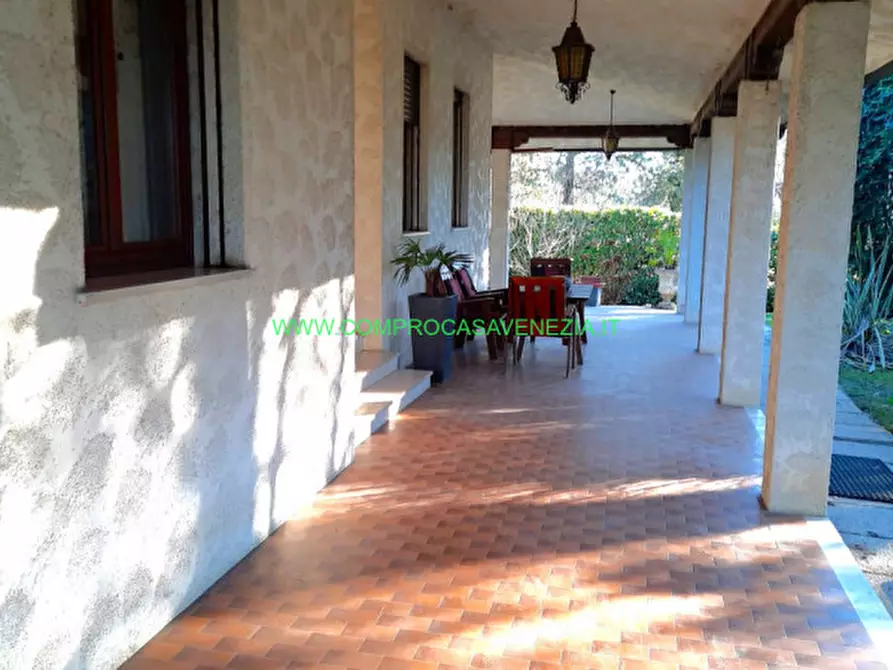 Immagine 3 di Villa in vendita  in comune di preganziol a Preganziol