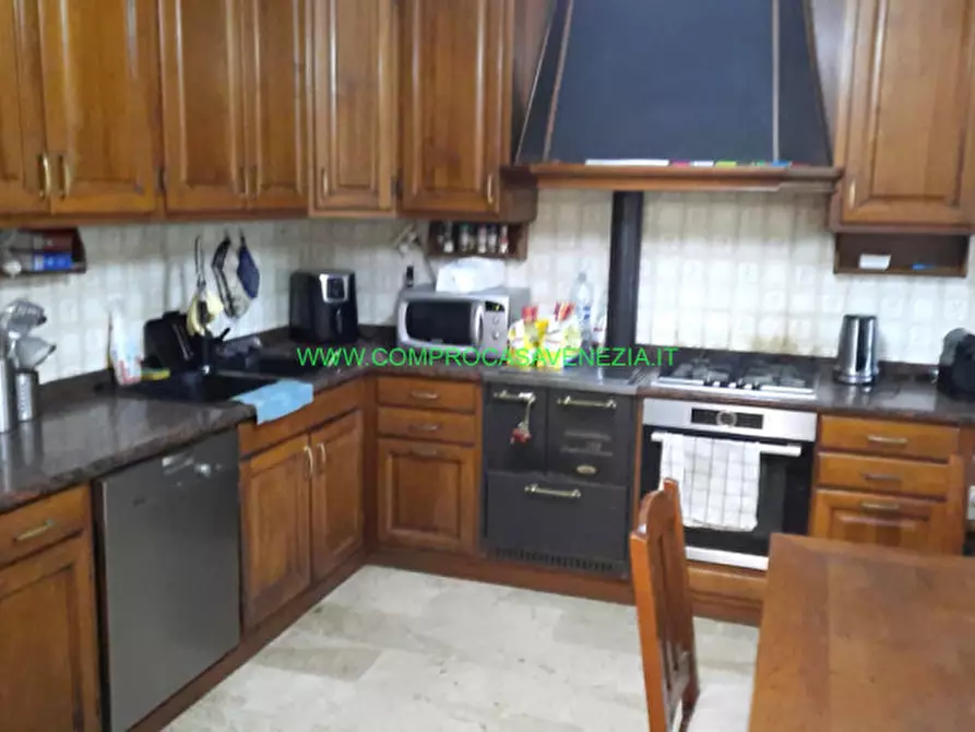 Immagine 7 di Villa in vendita  in comune di preganziol a Preganziol